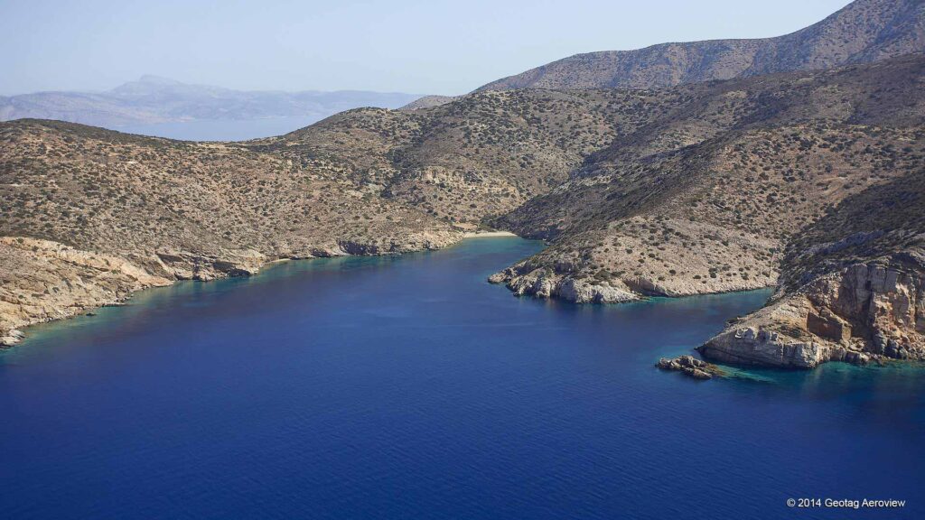 Ορμός Αλιμιά Ηρακλειά - Κυκλάδες Μυστικές παραλίες στην Ελλάδα