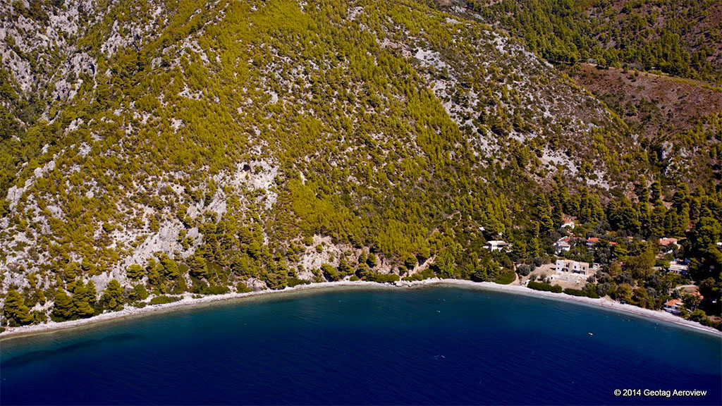 Dafni Beach is a secluded Beach in Evia 