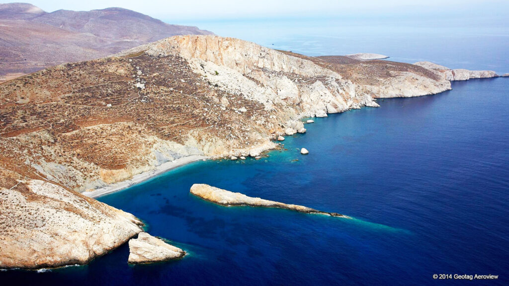 Παραλία Κάτεργο - Φολέγανδρος Κυκλάδες - Μυστικές παραλίες στην Ελλάδα